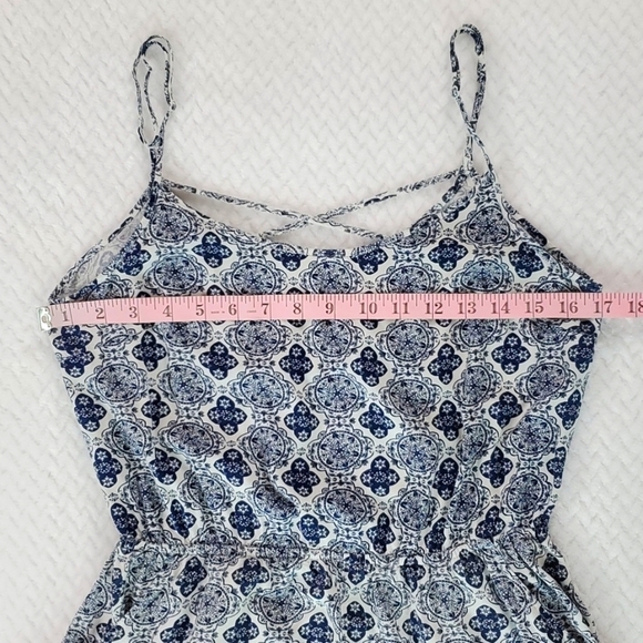 H&M Blue White Paisley Boho Romper Playsuit Size 8 - Picture 4 of 11